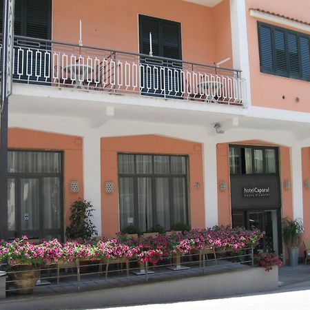Hotel Caporal Минори Екстериор снимка