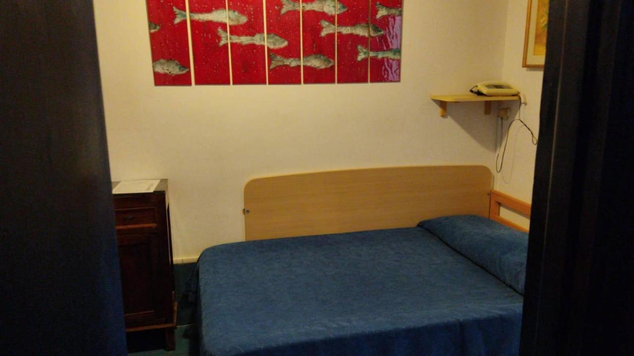 Hotel Caporal Минори Екстериор снимка