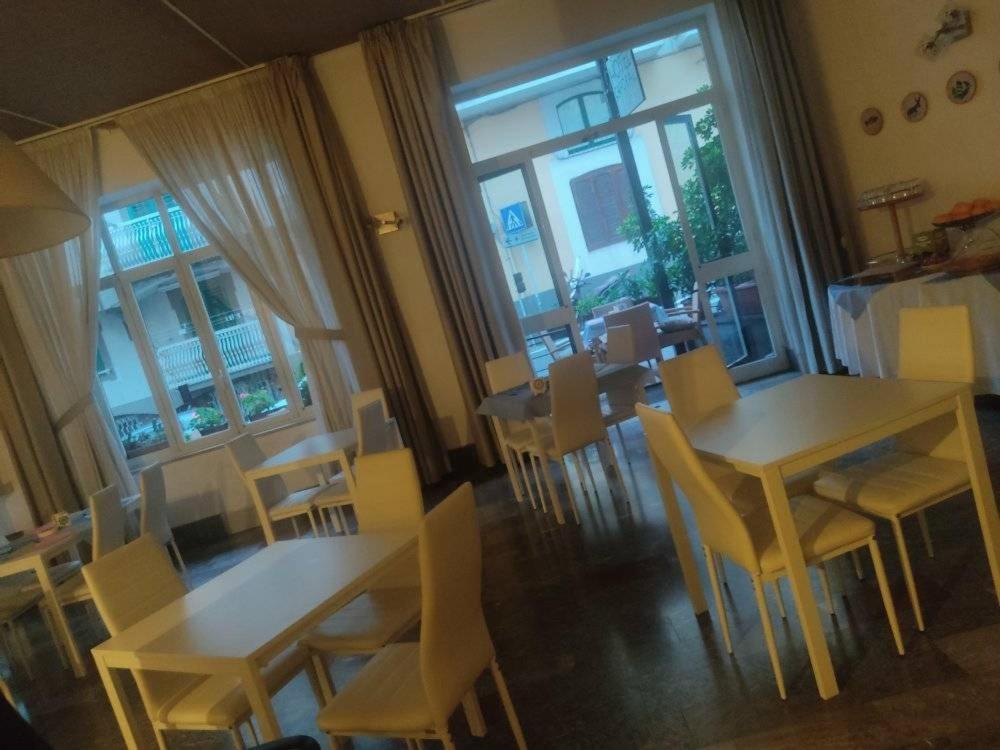 Hotel Caporal Минори Екстериор снимка